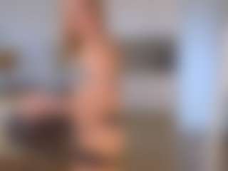 Live cam show with RondaSchlicher - College Toys on live.xbliss.ai