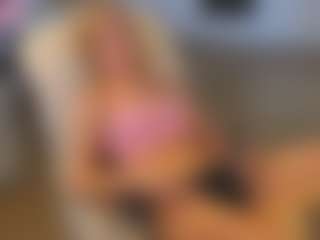 Live cam show with RondaSchlicher - Dildo on Camsoda