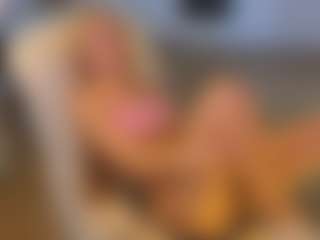 Live cam show with RondaSchlicher - Blonde Hair Dildo on Camsoda