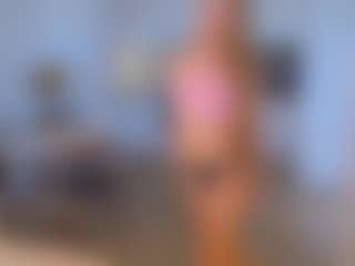 Live cam show with RondaSchlicher - Big Ass Big Tits on Camsoda