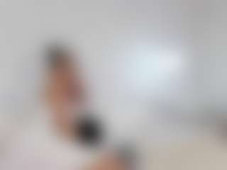 Live cam show with zelie-angels - Athletic Public on Hubzter Live