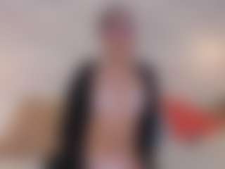 Live-Cam-Show mit zelie-angels - Camel Toe auf Camsoda