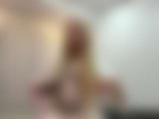 Kiara's Live Sex Cam Show