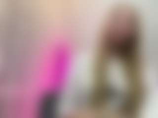 Kiara's Live Sex Cam Show
