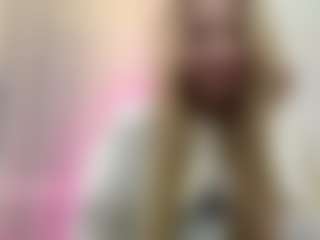 Kiara's Live Sex Cam Show