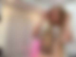 Kiara's Live Sex Cam Show