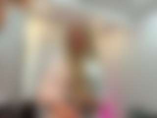 Kiara's Live Sex Cam Show