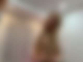 Kiara's Live Sex Cam Show