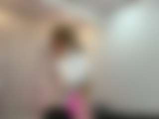 Kiara's Live Sex Cam Show