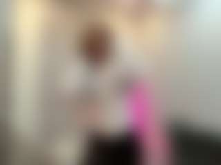 Kiara's Live Sex Cam Show