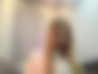 Kiara's Live Sex Cam Show