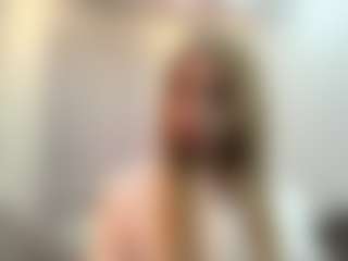 Kiara's Live Sex Cam Show