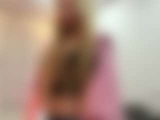 Kiara's Live Sex Cam Show