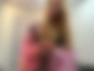 Kiara's Live Sex Cam Show
