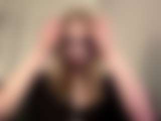 Kiara's Live Sex Cam Show