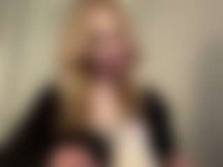 Live cam show with Kiara - Normal on camwithhim.com