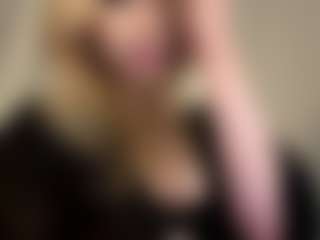 Kiara's Live Sex Cam Show