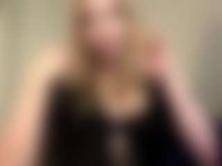Kiara's Live Sex Cam Show