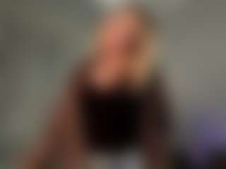 Kiara's Live Sex Cam Show