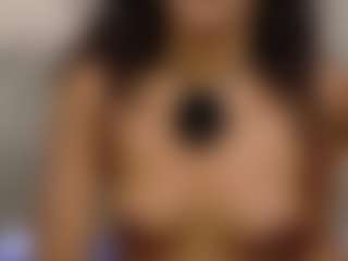 Scarlett-Raney's Live Sex Cam Show