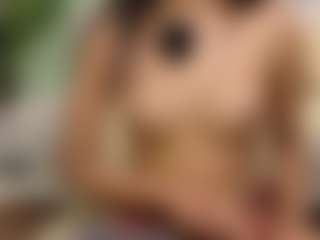 Scarlett-Raney's Live Sex Cam Show