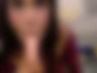 Scarlett-Raney's Live Sex Cam Show
