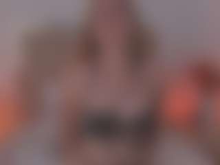 MaiaSinclair's Live Sex Cam Show