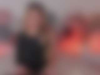 MaiaSinclair's Live Sex Cam Show