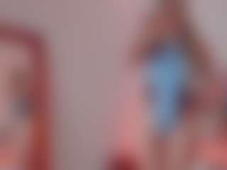 MaiaSinclair's Live Sex Cam Show