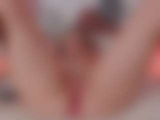 MaiaSinclair's Live Sex Cam Show