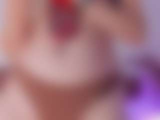 Live cam show with MaiaSinclair - Cum on Camsoda