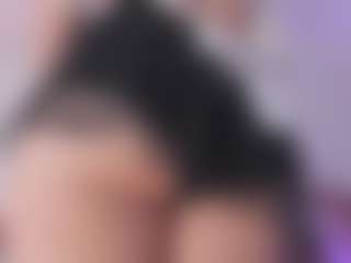 MaiaSinclair's Live Sex Cam Show