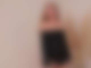 MaiaSinclair's Live Sex Cam Show