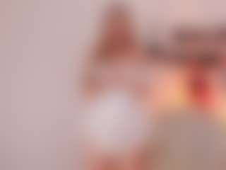 Live cam show with MaiaSinclair - Rubia on Camsoda
