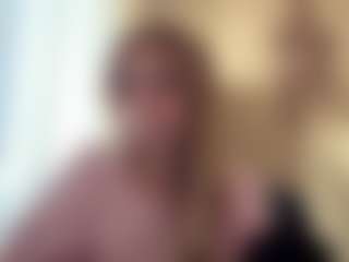 Live cam show with CicelyCapdeville - New Bedroom on Camsoda
