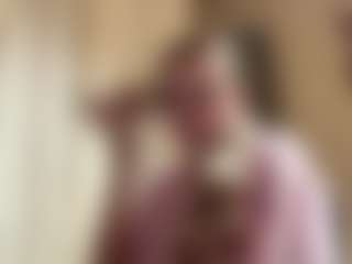 Live cam show with CicelyCapdeville - New Shaved Pussy on liverealitysex.com