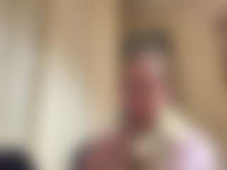 CicelyCapdeville MILF webcam performer live streaming