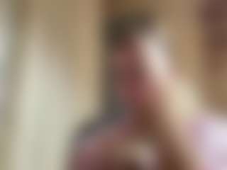 Live cam show with CicelyCapdeville - Petite MILF on nudelive.tv