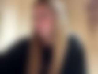 Live cam show with CicelyCapdeville - Period Mature on Camsoda