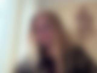 Live cam show with CicelyCapdeville - College Big Tits on live.xbliss.ai