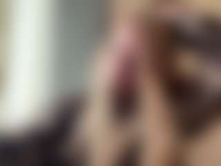 Live cam show with CicelyCapdeville - Blowjob Mature on livesexfox.com