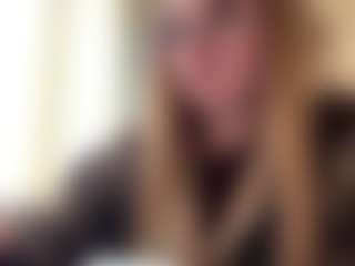 Live cam show with CicelyCapdeville - Amateur Curvy on justonemore.cc