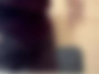 Live cam show with CicelyCapdeville - Bedroom MILF on Strip Flash - Live Sex Shows