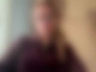 Live cam show with CicelyCapdeville - Flashing on sexylive.show