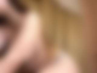 Live cam show with JonnaDachs - Average on Camsoda