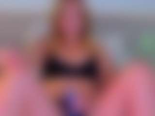 PrimroseStax's Live Sex Cam Show