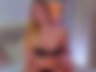 PrimroseStax's Live Sex Cam Show