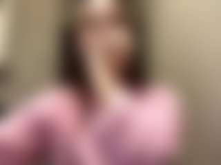 Kira's Live Sex Cam Show