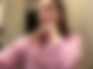 Kira's Live Sex Cam Show