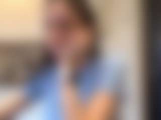 Kira's Live Sex Cam Show